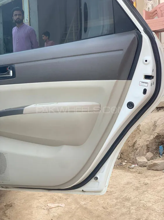 Toyota Prius 2008 for Sale in Faisalabad Toyota Prius 2008 for Sale in Faisalabad Image-10