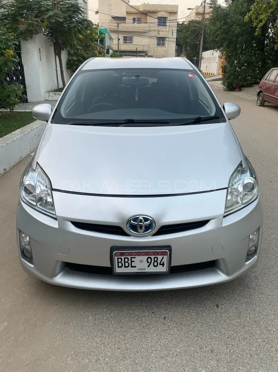 Toyota Prius 2010 for Sale in Karachi Toyota Prius 2010 for Sale in Karachi Image-5