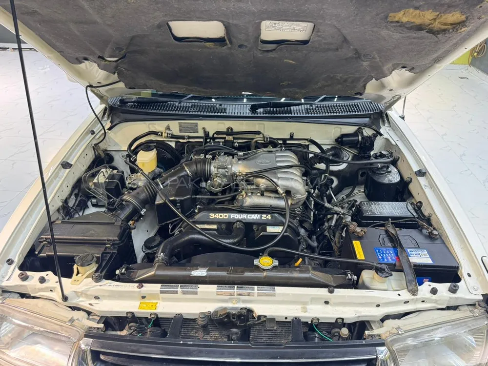 Toyota Surf 2001 for Sale in D.G.Khan Toyota Surf 2001 for Sale in D.G.Khan Image-4