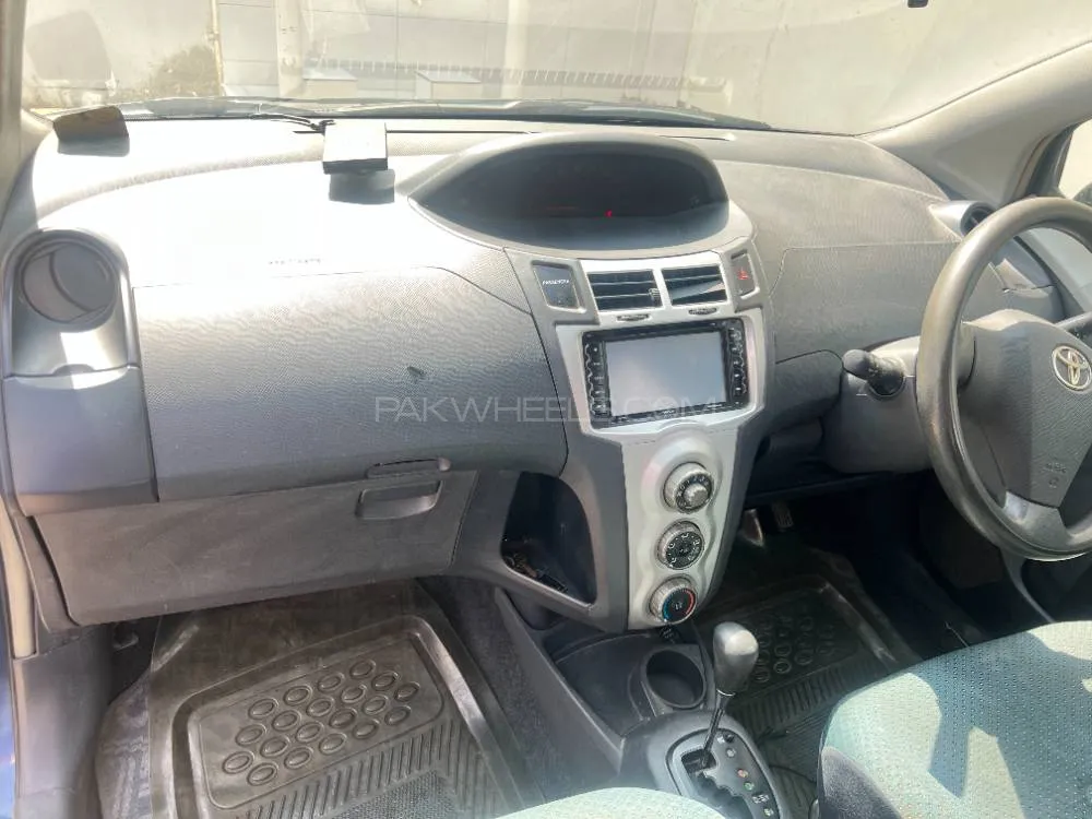 Toyota Vitz 2005 for Sale in Karachi Toyota Vitz 2005 for Sale in Karachi Image-3