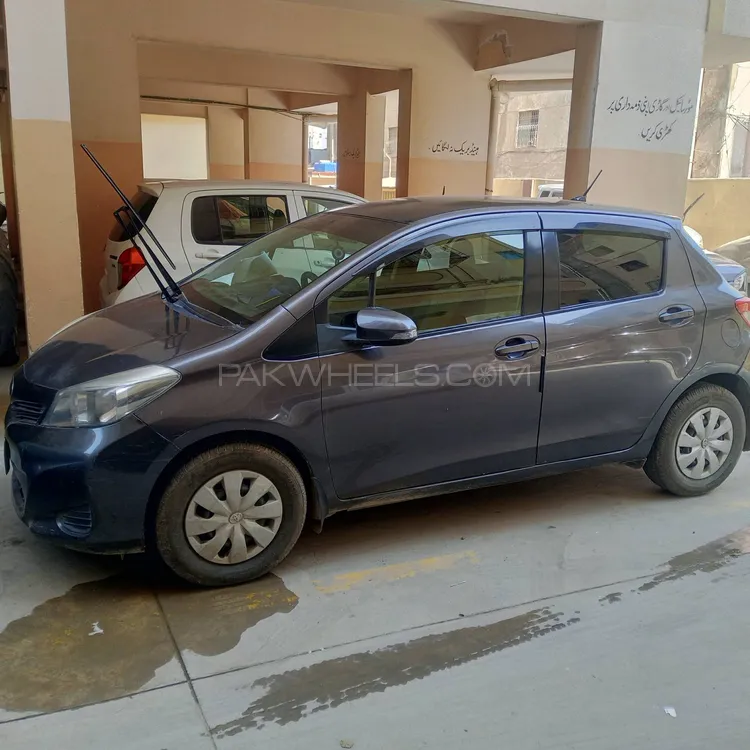 Toyota Vitz 2011 for Sale in Karachi Toyota Vitz 2011 for Sale in Karachi Image-6