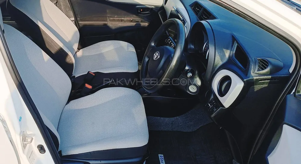 Toyota Vitz 2011 for Sale in Karachi Toyota Vitz 2011 for Sale in Karachi Image-11