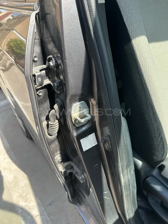 Toyota Vitz 2011 for Sale in Karachi Toyota Vitz 2011 for Sale in Karachi Image-9