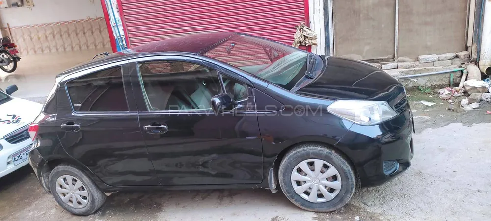 Toyota Vitz 2013 for Sale in Dera ismail khan Toyota Vitz 2013 for Sale in Dera ismail khan Image-8