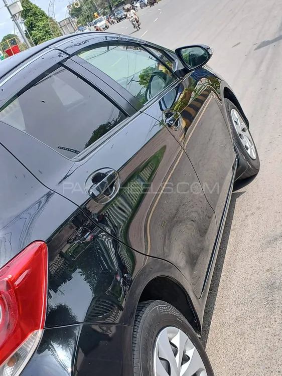 Toyota Vitz 2015 for Sale in Lahore Toyota Vitz 2015 for Sale in Lahore Image-6