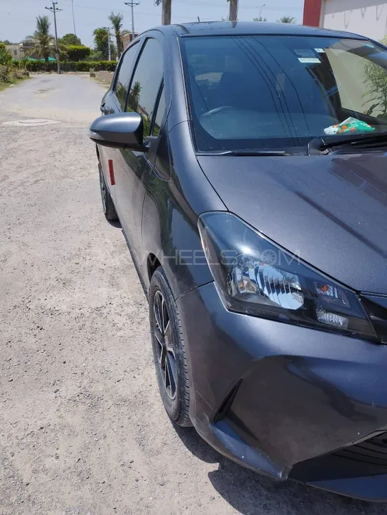 Toyota Vitz 2016 for Sale in Rahim Yar Khan Toyota Vitz 2016 for Sale in Rahim Yar Khan Image-4
