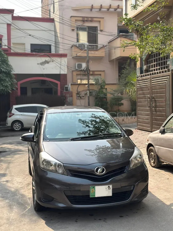Toyota Vitz 2016 for Sale in Faisalabad Toyota Vitz 2016 for Sale in Faisalabad Image-3