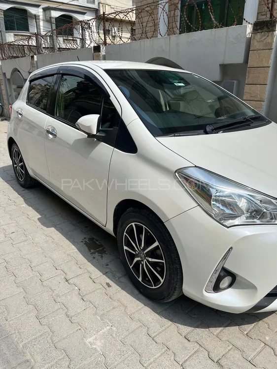 Toyota Vitz 2018 for Sale in Rawalpindi Toyota Vitz 2018 for Sale in Rawalpindi Image-3