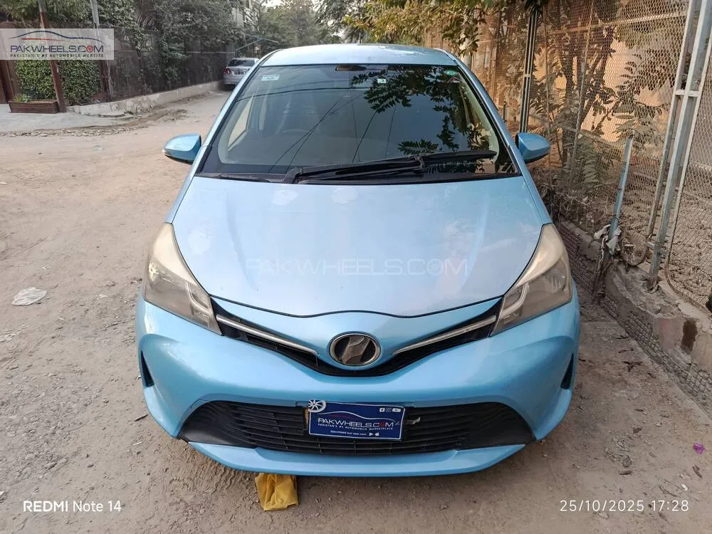 Toyota Vitz 2015 for Sale in Karachi Toyota Vitz 2015 for Sale in Karachi Image-1