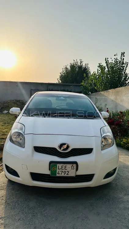 Toyota Vitz 2010 for Sale in Mardan Toyota Vitz 2010 for Sale in Mardan Image-2