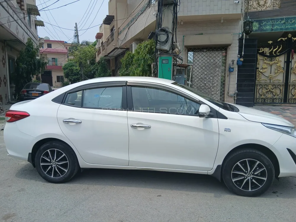 Toyota Yaris Sedan 2022 for Sale in Lahore Toyota Yaris Sedan 2022 for Sale in Lahore Image-3