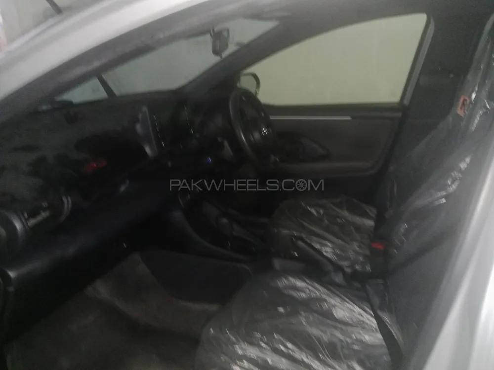 Toyota Yaris Hatchback 2020 for Sale in Karachi Toyota Yaris Hatchback 2020 for Sale in Karachi Image-7