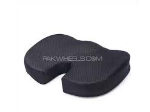 1Pc Durable Car Seat Cushion – Comfortable, Breathable & Ergonomic Design for All Vehicles 1Pc Durable Car Seat Cushion – Comfortable, Breathable & Ergonomic Design for All Vehicles