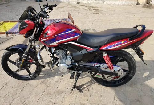 Honda CB 125F 2022
