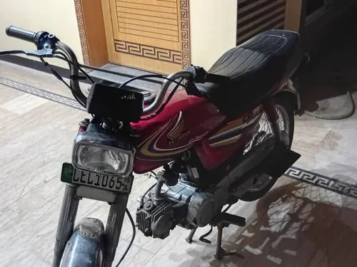 Honda CD 70 2015