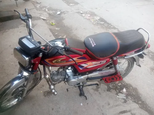 Honda CD 70 2025