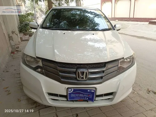 ہونڈا سٹی ۱.۳ آئی-وی ٹی ای سی 2014 for Sale نئی