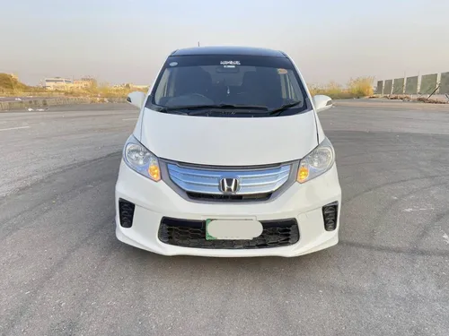 Honda Freed Hybrid G Honda Sensing 2012
