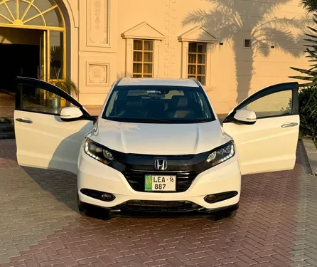 Honda Vezel Hybrid Z 2013