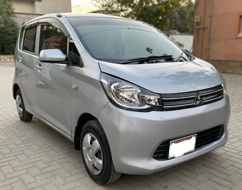 Mitsubishi Ek Wagon E e-Assist 2014