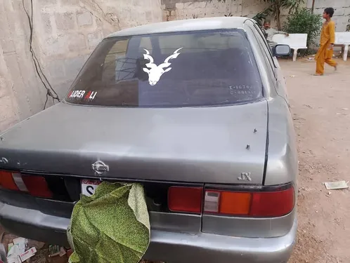 Nissan Sunny 1991