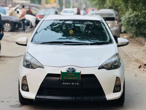 Toyota Aqua S 2014