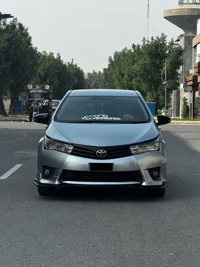 Toyota Corolla Altis 1.8 2015