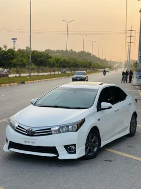 Toyota Corolla Altis Grande 1.8 2017