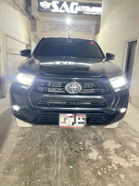 Toyota Hilux Revo V Automatic 2.8 2021