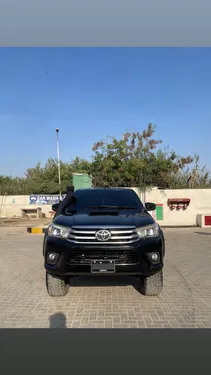 Toyota Hilux Revo V Automatic 3.0  2017