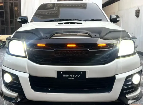 Toyota Hilux Vigo Champ G 2013