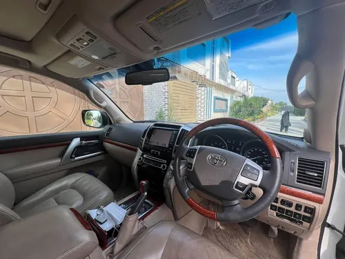 Toyota Land Cruiser AX 2013