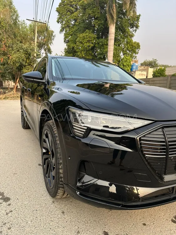 Audi e-tron 2022 for Sale in Lahore Audi e-tron 2022 for Sale in Lahore Image-2
