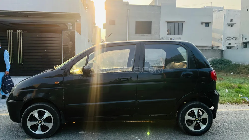 Chevrolet Exclusive 2005 for Sale in Lahore Chevrolet Exclusive 2005 for Sale in Lahore Image-2