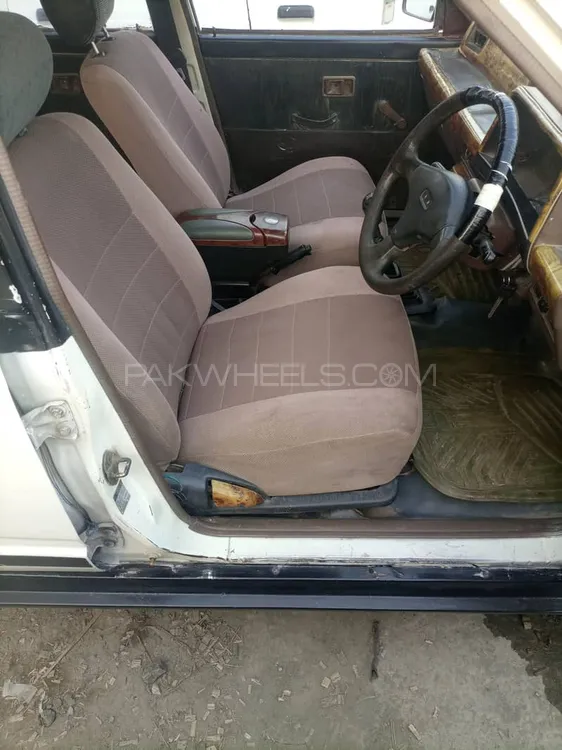 Daihatsu Charade 1986 for Sale in Peshawar Daihatsu Charade 1986 for Sale in Peshawar Image-11