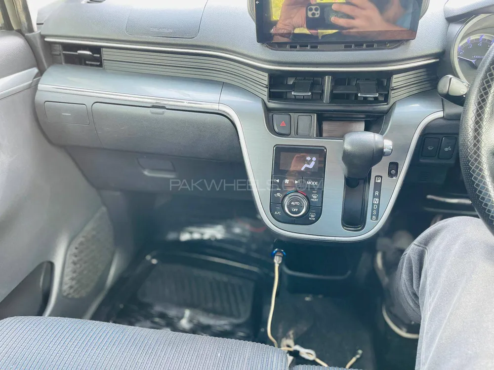 Daihatsu Move 2016 for Sale in Islamabad Daihatsu Move 2016 for Sale in Islamabad Image-9