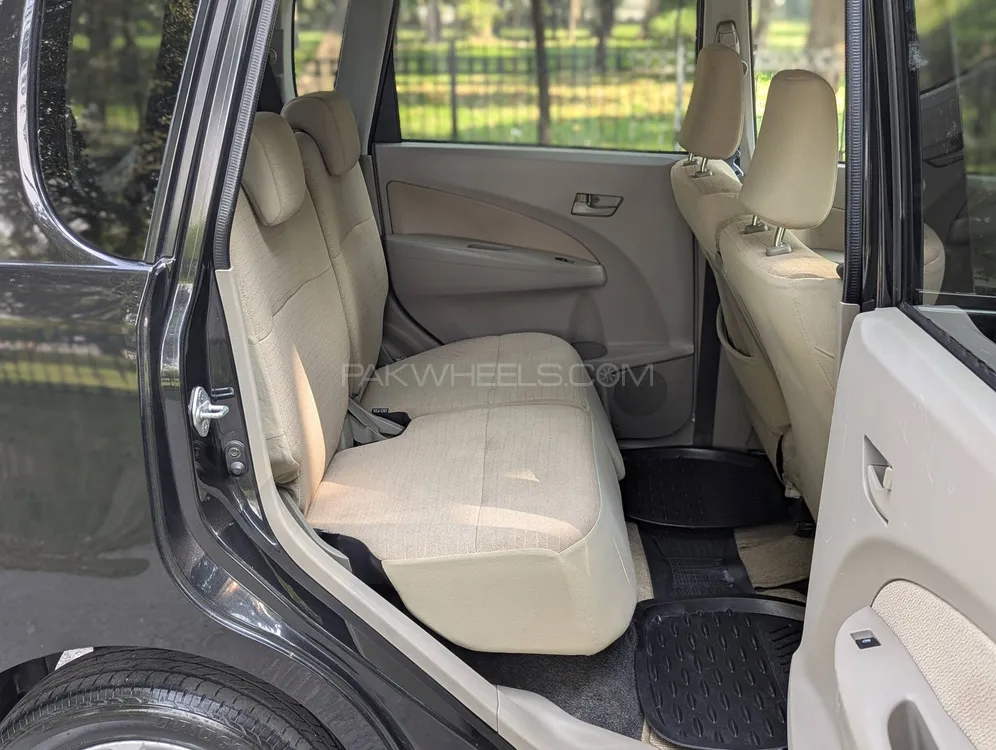 Daihatsu Move 2011 for Sale in Lahore Daihatsu Move 2011 for Sale in Lahore Image-11
