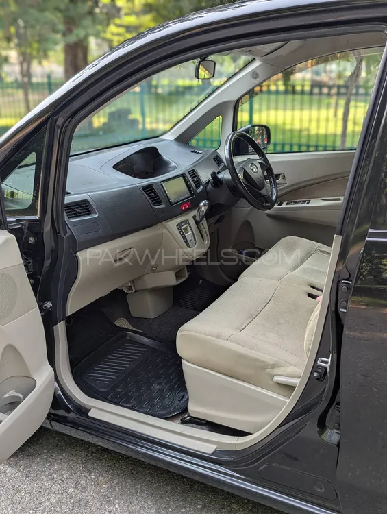 Daihatsu Move 2011 for Sale in Lahore Daihatsu Move 2011 for Sale in Lahore Image-12