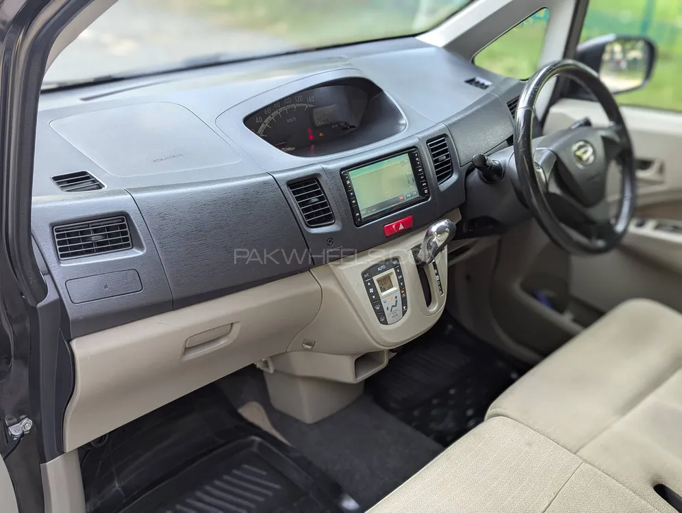 Daihatsu Move 2011 for Sale in Lahore Daihatsu Move 2011 for Sale in Lahore Image-13