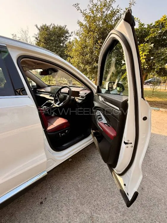 Haval H6 2025 for Sale in Islamabad Haval H6 2025 for Sale in Islamabad Image-4