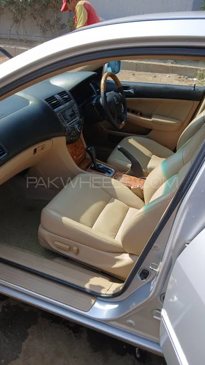 Honda Accord 2005 for Sale in Karachi Honda Accord 2005 for Sale in Karachi Image-8