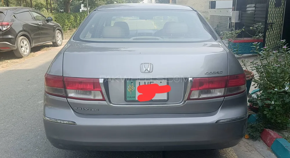 Honda Accord 2006 for Sale in Lahore Honda Accord 2006 for Sale in Lahore Image-3