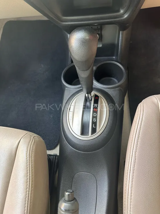 Honda BR-V 2017 for Sale in Karachi Honda BR-V 2017 for Sale in Karachi Image-10