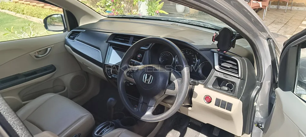 Honda BR-V 2020 for Sale in Karachi Honda BR-V 2020 for Sale in Karachi Image-3