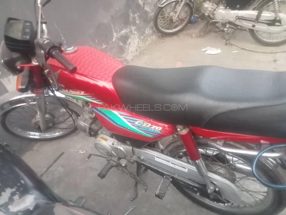 Honda CD 70 2017 for Sale Honda CD 70 2017 for Sale Image-5