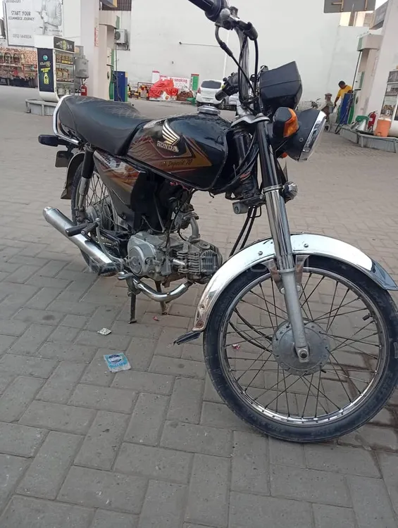 Honda CD 70 2020 for Sale Honda CD 70 2020 for Sale Image-4