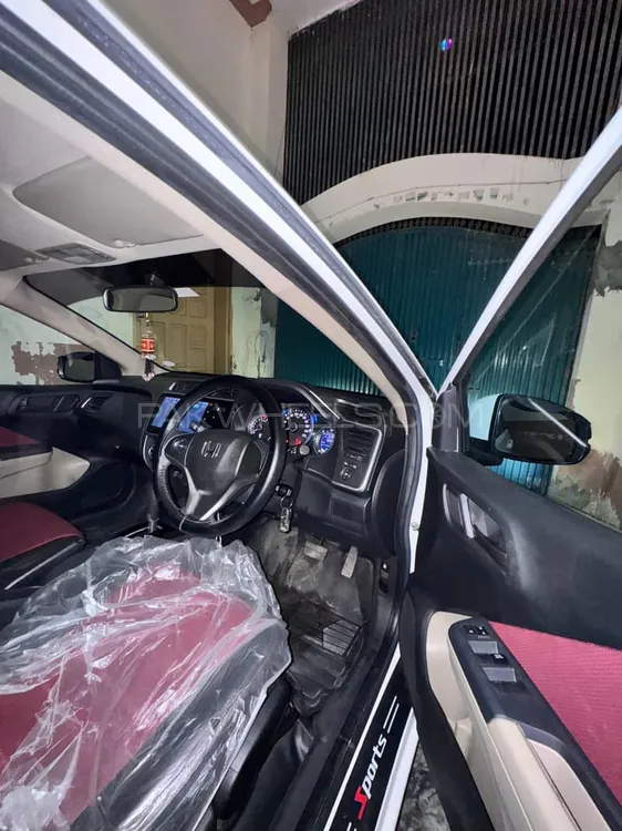 Honda City 2024 for Sale in Sheikhupura Honda City 2024 for Sale in Sheikhupura Image-8