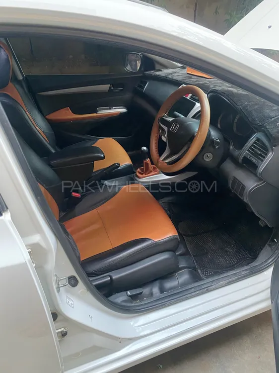 Honda City 2009 for Sale in Hyderabad Honda City 2009 for Sale in Hyderabad Image-14