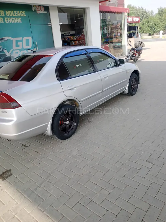 Honda Civic 2004 for Sale in Sialkot Honda Civic 2004 for Sale in Sialkot Image-4