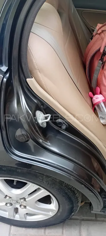 Honda Civic 2005 for Sale in Lahore Honda Civic 2005 for Sale in Lahore Image-15